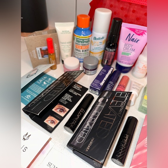 46 Pc Assorted Beauty and Skincare Resellers Bundle - Picture 3 of 8